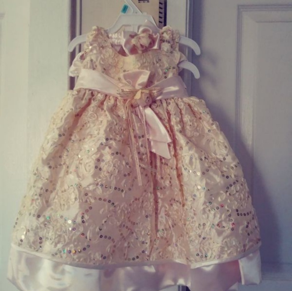 Vestidos de niña